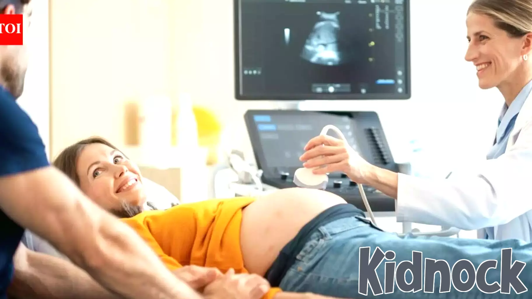 ‘Already a daddy’s girl’! Unborn baby smiles after hearing dad’s voice at ultrasound appointment