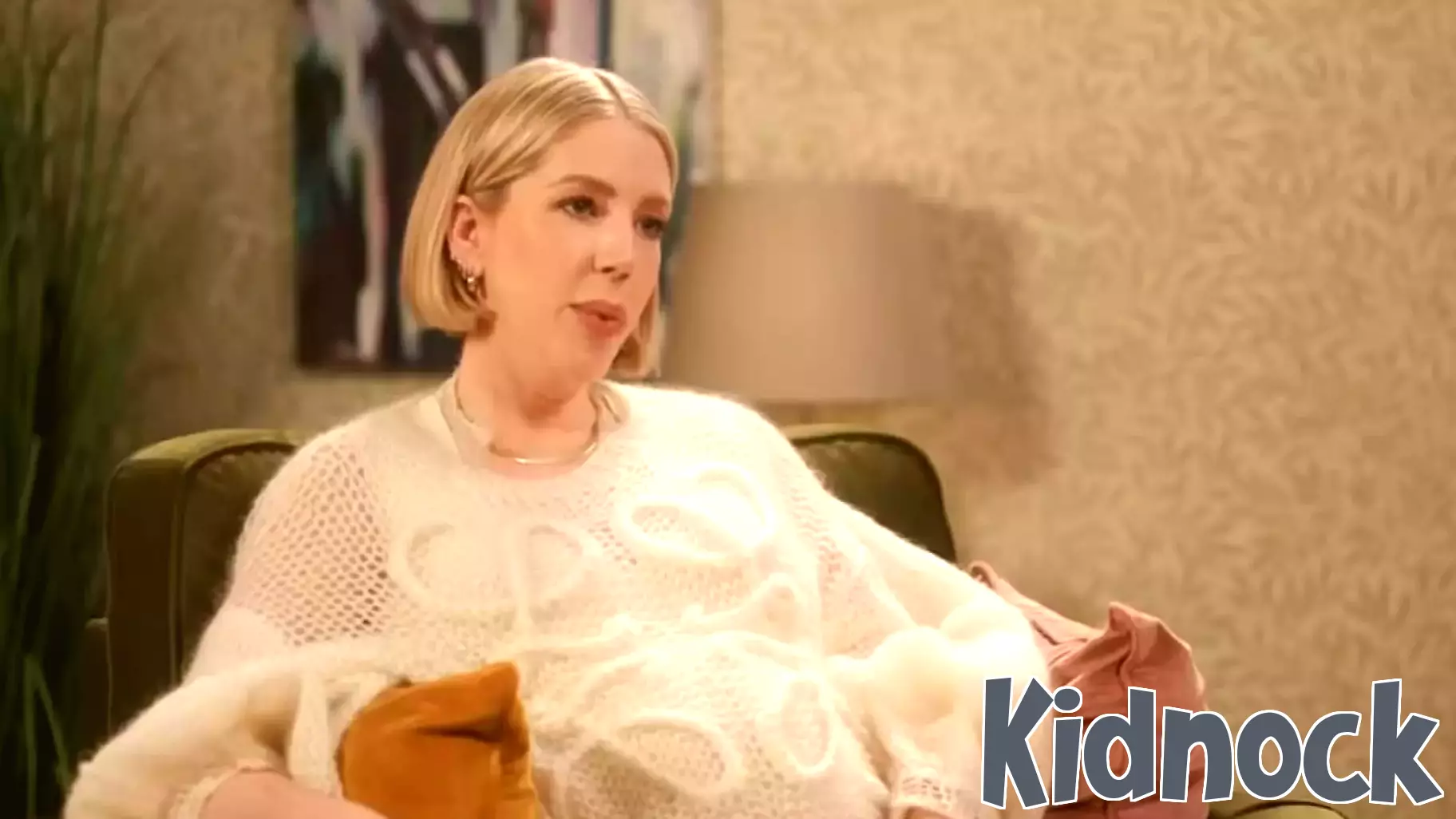 Comedian Faces Criticism Over Parenting Advice