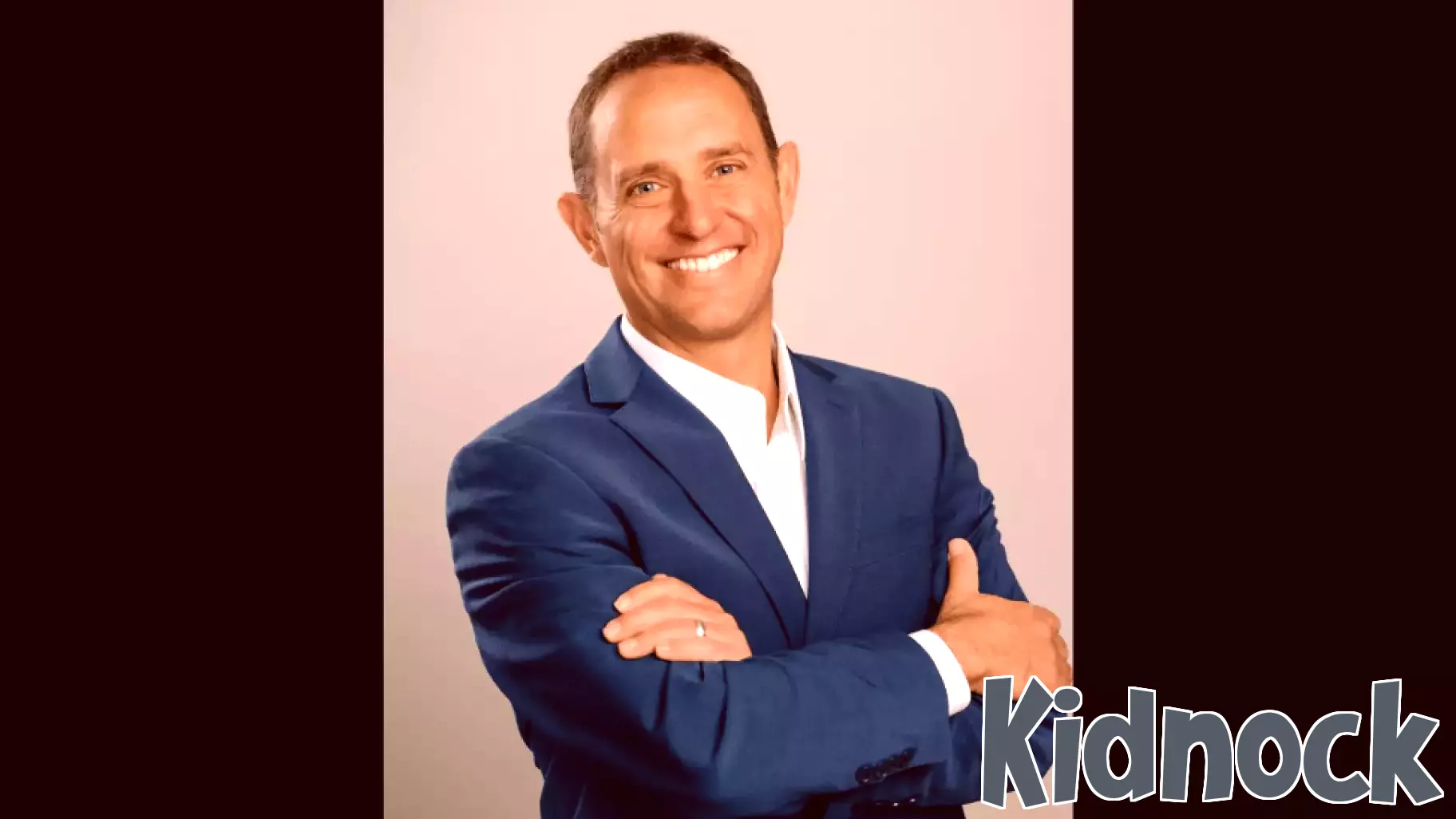 Navigating Public Spaces with Children: Effective Limit-Setting Strategies