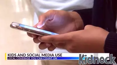 Navigating Parenting in the Age of Social Media